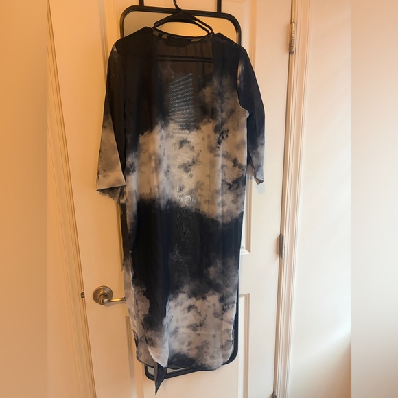 Colleen Lopez Beach Cover - Picture 3 of 3